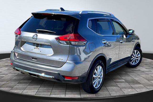 Used 2017 Nissan Rogue SV FWD image 13