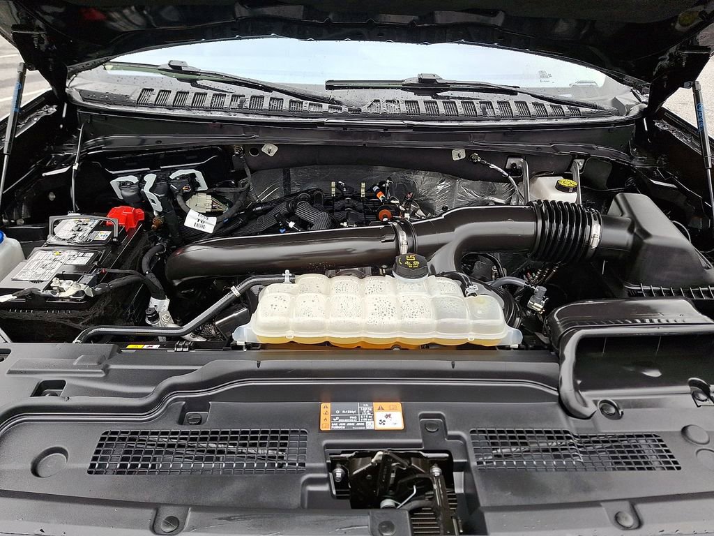 Certified 2025 Ford Expedition Max Platinum image 31