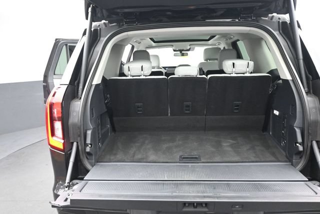 Certified 2025 Ford Expedition Platinum w/ Driver's Package AWD/4WD image 24