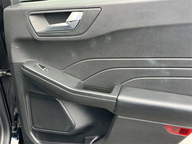 Certified 2025 Ford Escape ST-Line image 18