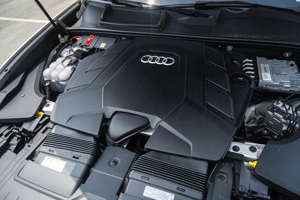 Used 2023 Audi Q8 Premium Plus w/ Premium Plus Package AWD/4WD image 29