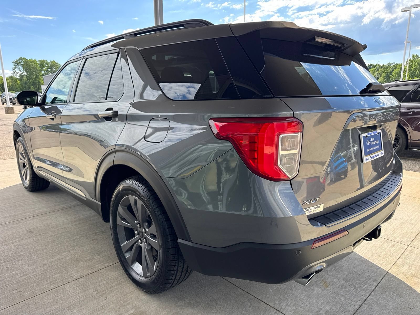 Certified 2023 Ford Explorer XLT w/ Equipment Group 202A AWD/4WD image 5