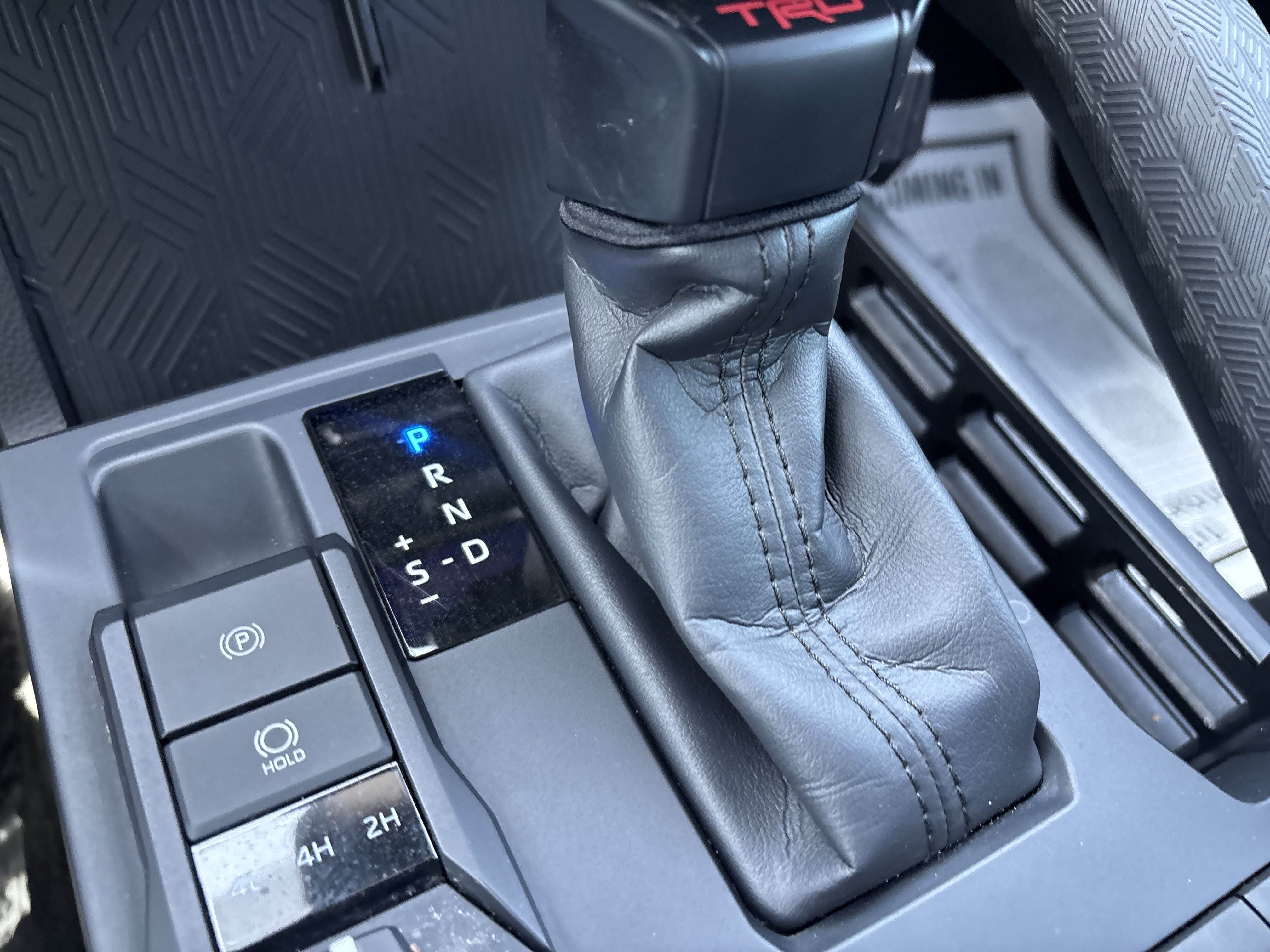 Used 2025 Toyota Tacoma TRD Sport AWD/4WD image 33