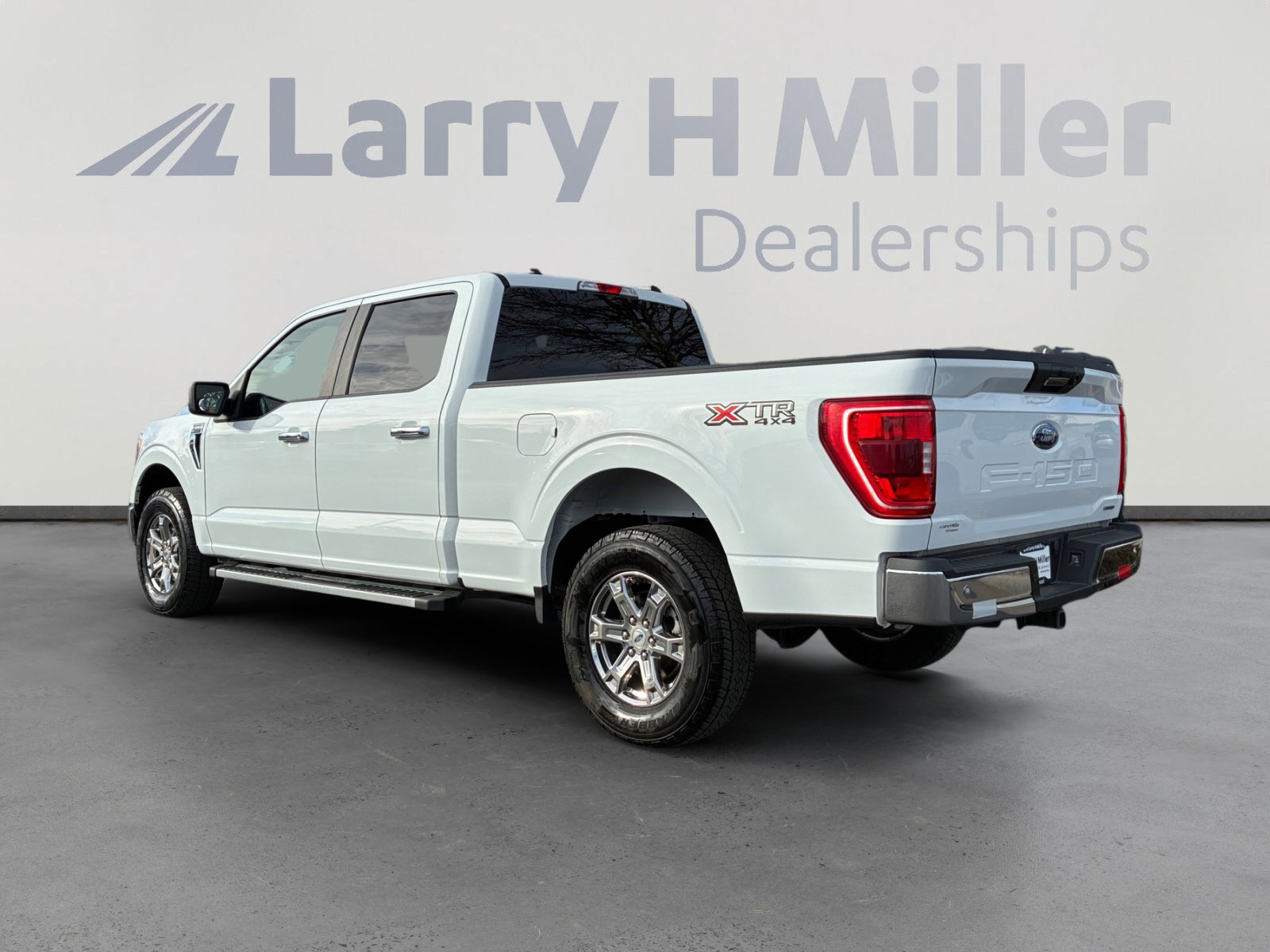 Certified 2022 Ford F150 XLT w/ XTR Package image 3