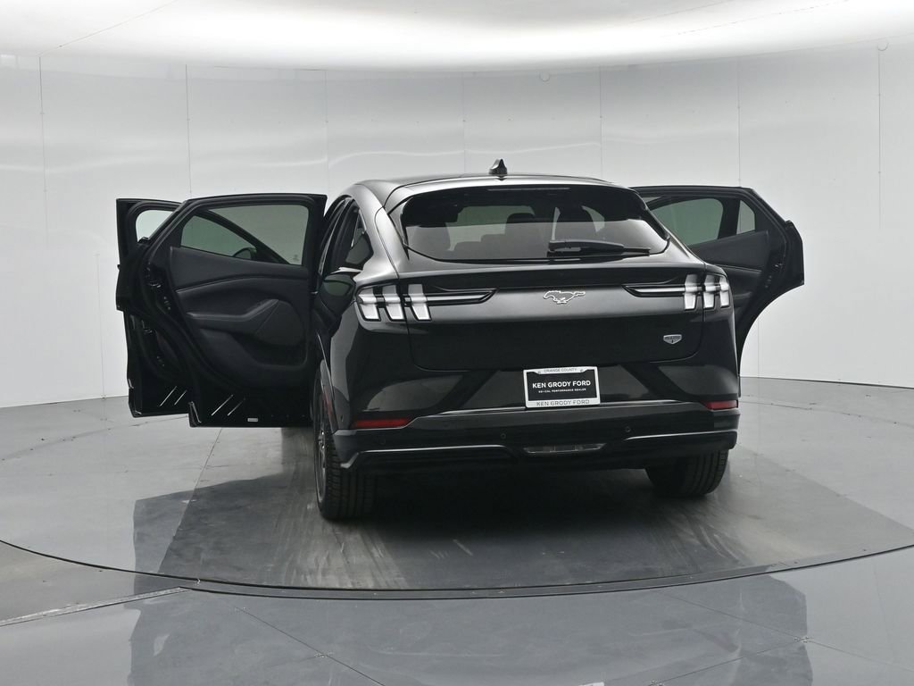 Certified 2022 Ford Mustang Mach-E California Route 1 image 34