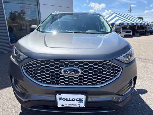 Certified 2023 Ford Edge SEL w/ Convenience Package AWD/4WD image 3