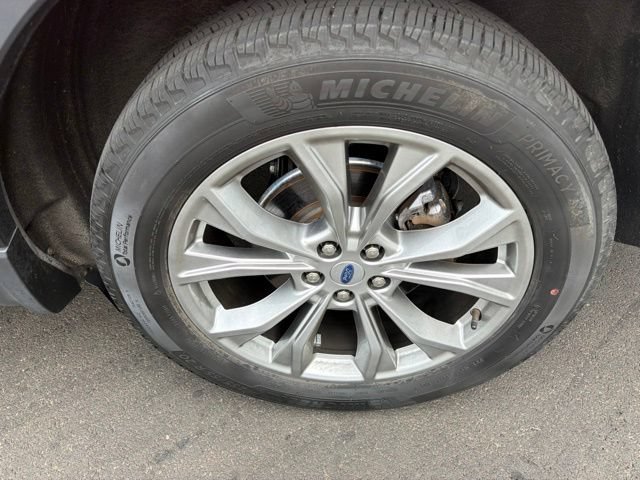 Certified 2023 Ford Explorer XLT w/ Equipment Group 202A AWD/4WD image 25