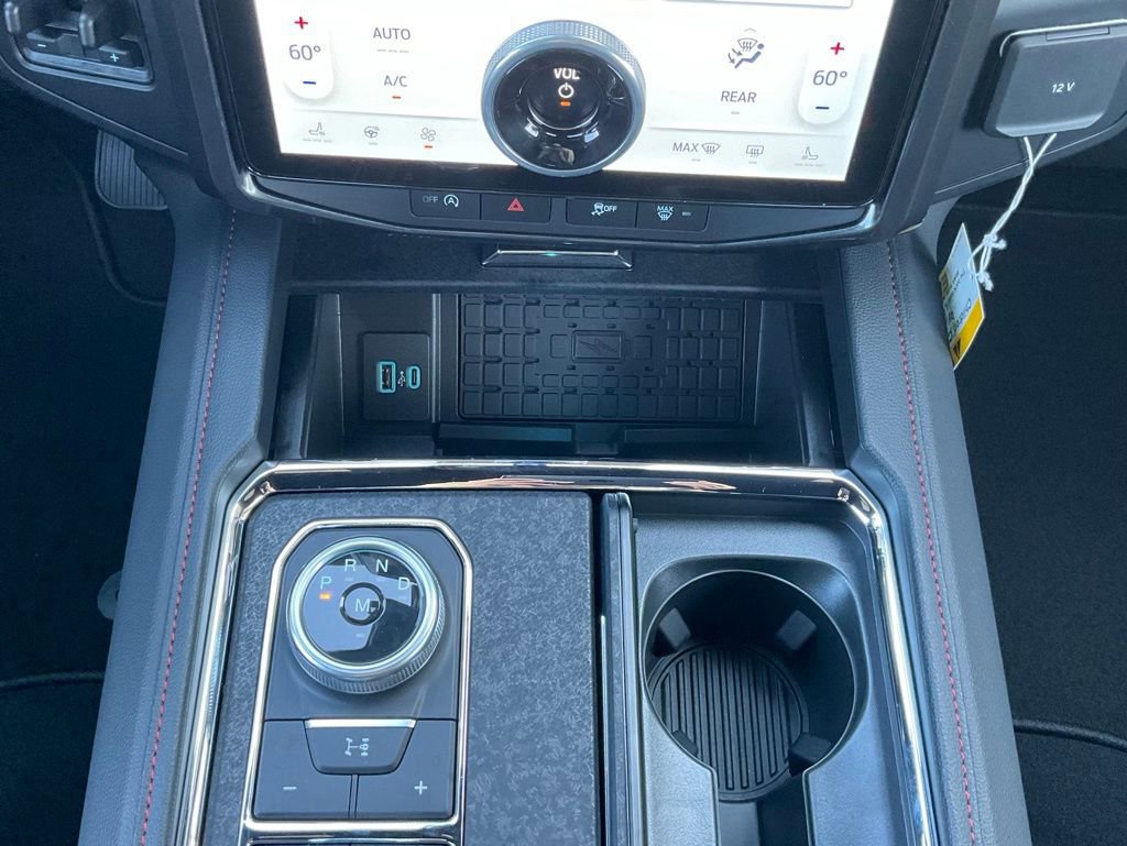 Certified 2024 Ford Expedition Limited image 42