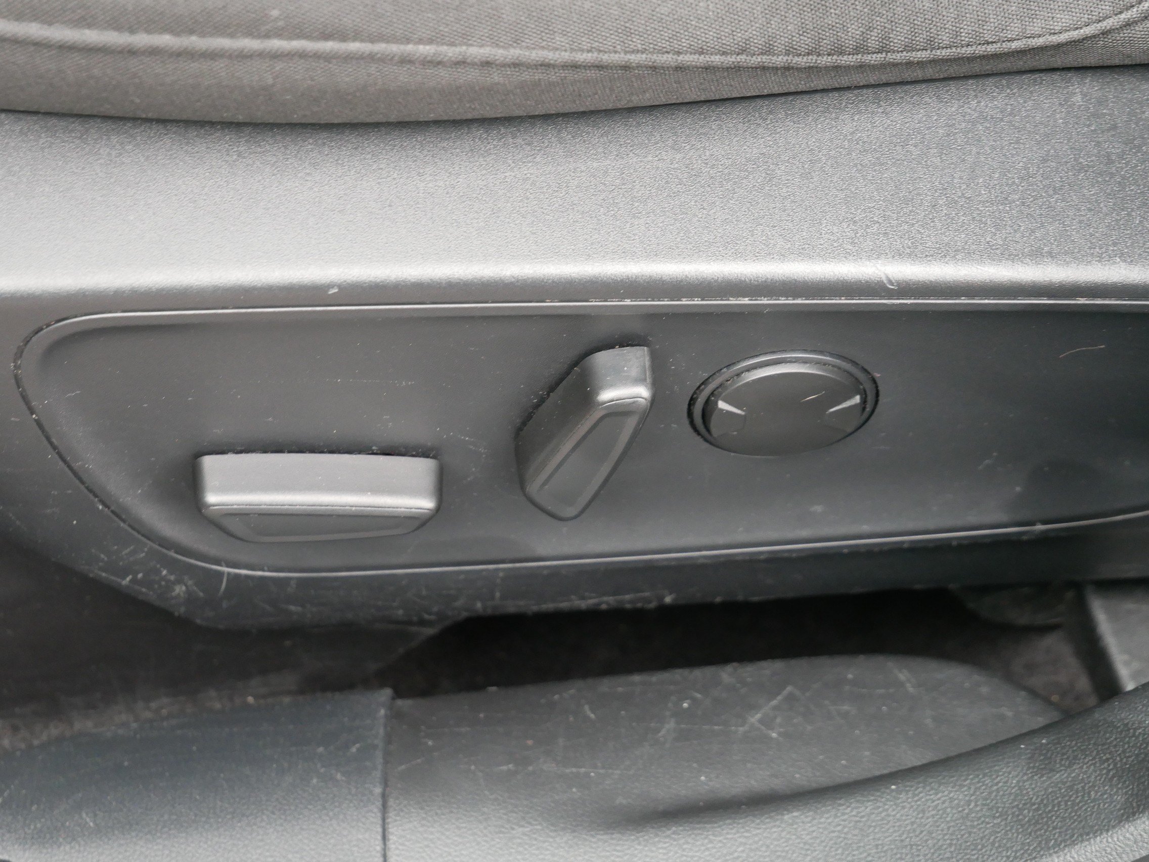 Certified 2024 Ford Escape Active AWD/4WD image 21
