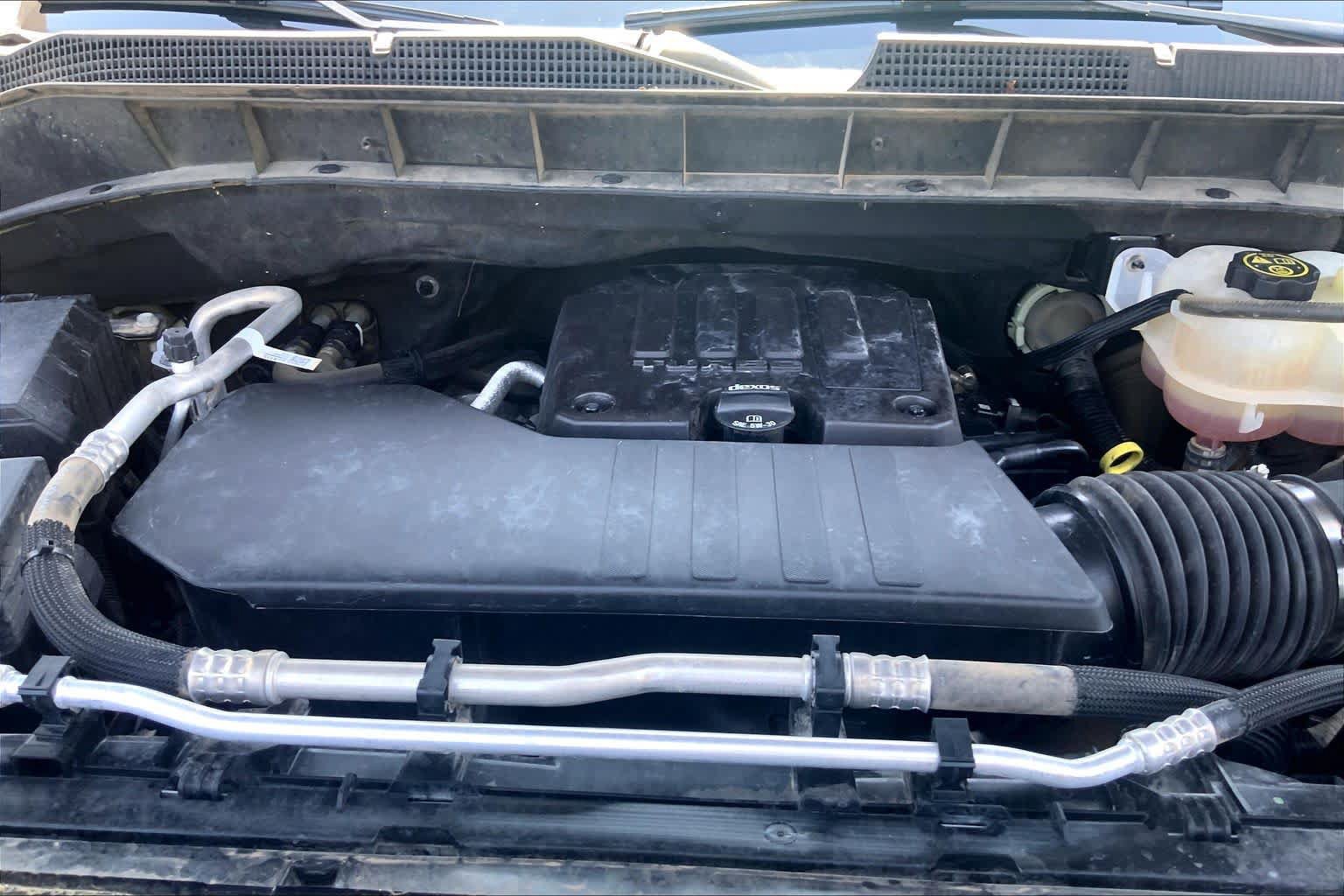Used 2022 Chevrolet Silverado 1500 Custom AWD/4WD image 31