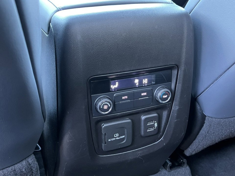 Used 2022 Buick Enclave Essence w/ Experience Buick Package image 38