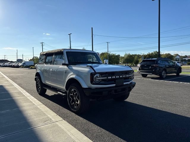 Certified 2024 Ford Bronco Outer Banks