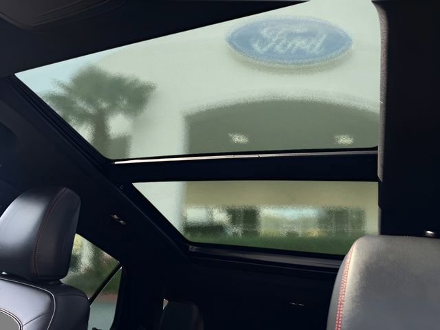 Certified 2023 Ford Explorer ST-Line w/ Class IV Trailer Tow Package image 22