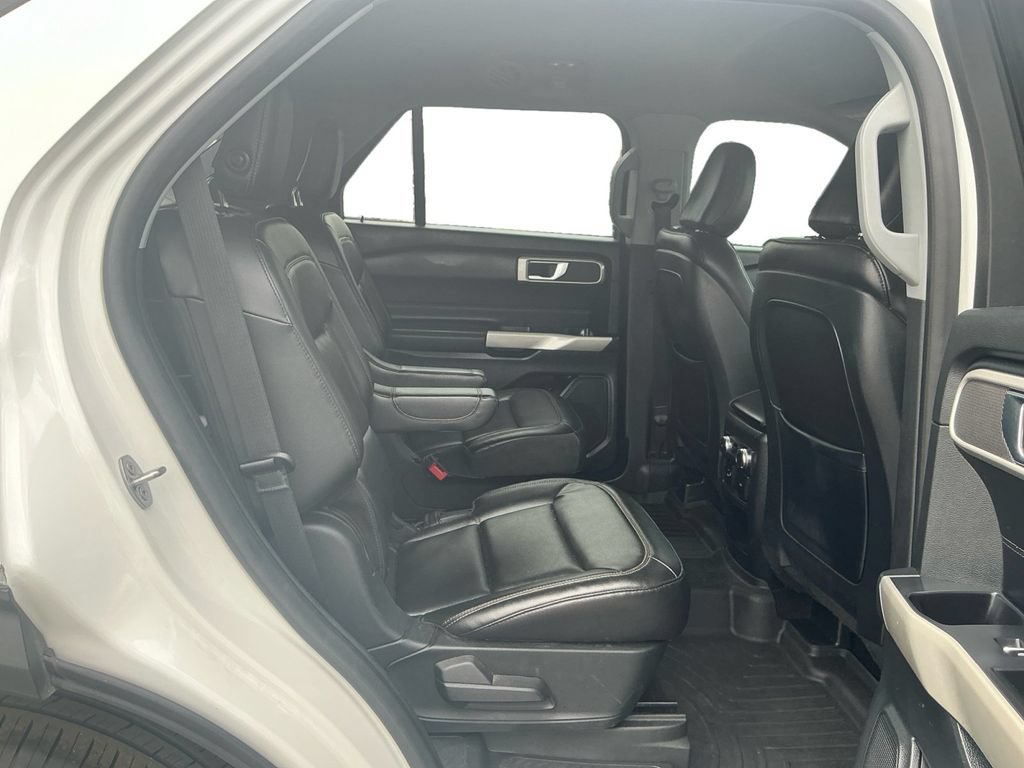 Certified 2020 Ford Explorer XLT w/ Equipment Group 202A RWD image 23