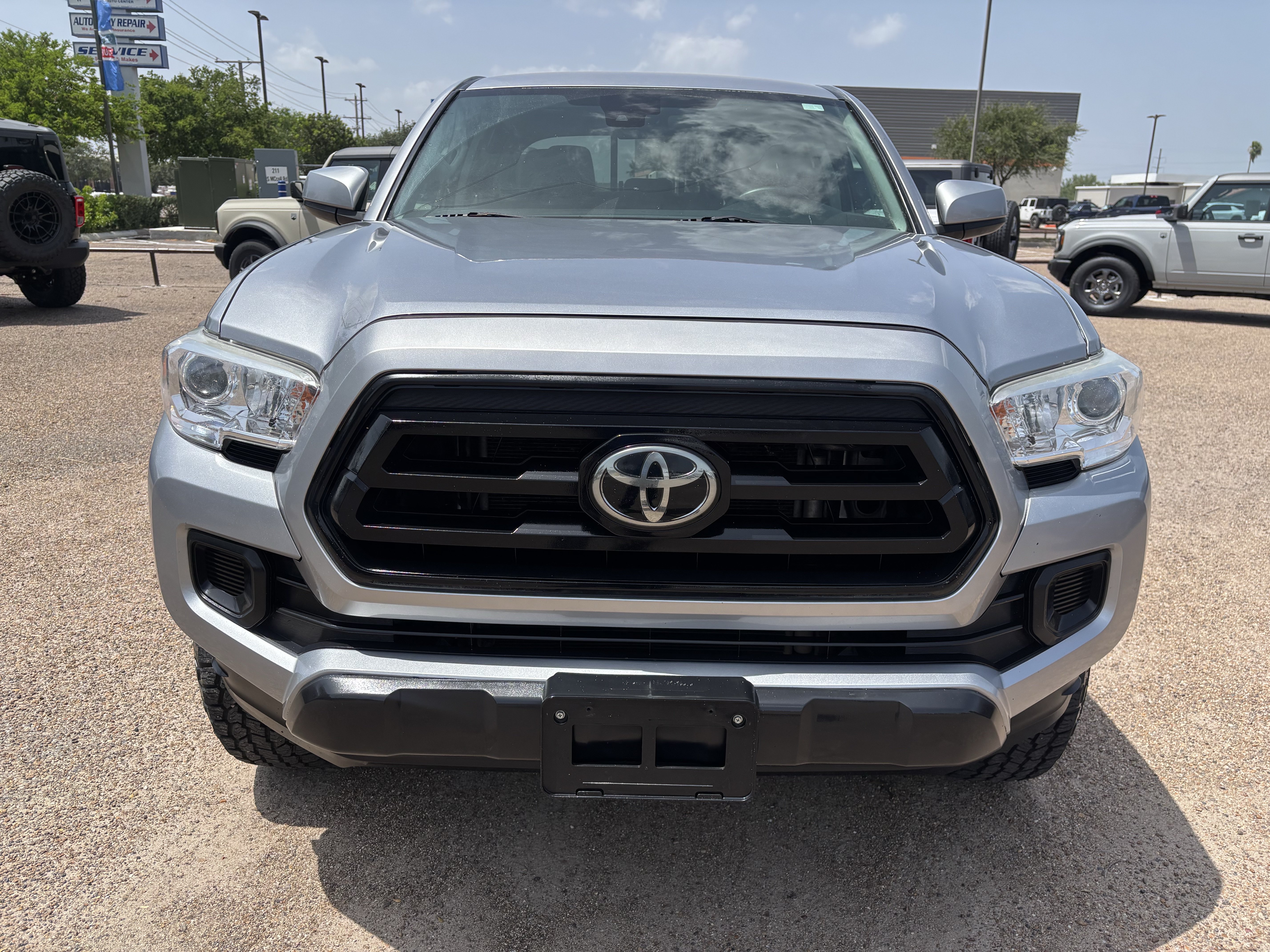 Used 2021 Toyota Tacoma SR w/ SR Convenience Package RWD image 6