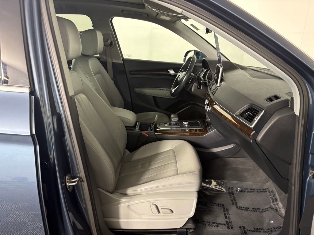 Used 2018 Audi Q5 2.0T Premium Plus w/ Premium Plus Package image 36