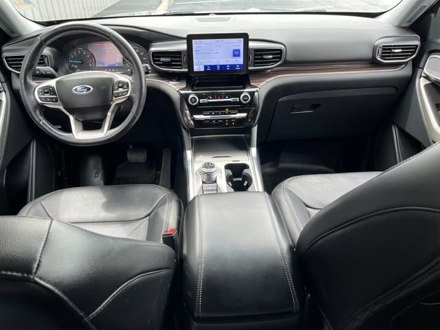 Certified 2022 Ford Explorer Limited AWD/4WD image 21