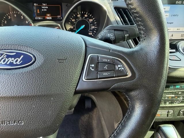 Certified 2019 Ford Escape Titanium FWD image 16