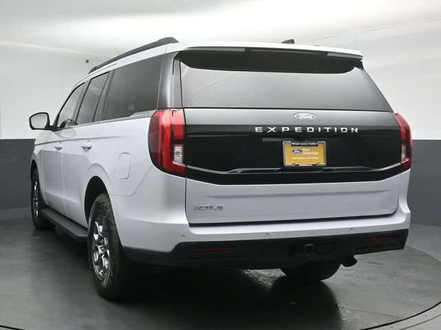 Certified 2025 Ford Expedition Active AWD/4WD image 6