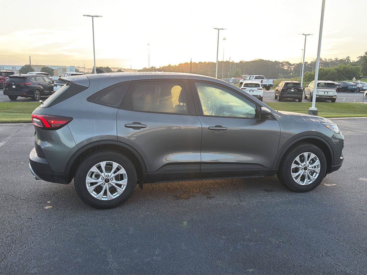 Certified 2025 Ford Escape Active FWD image 7