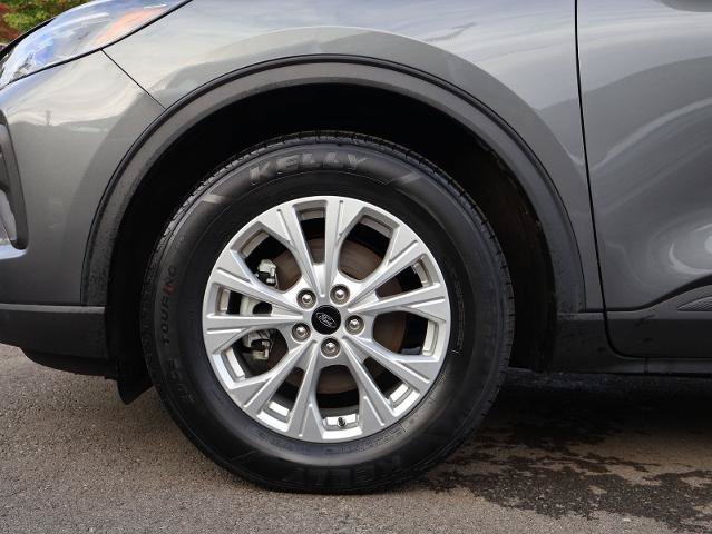 Certified 2023 Ford Escape Active AWD/4WD image 29