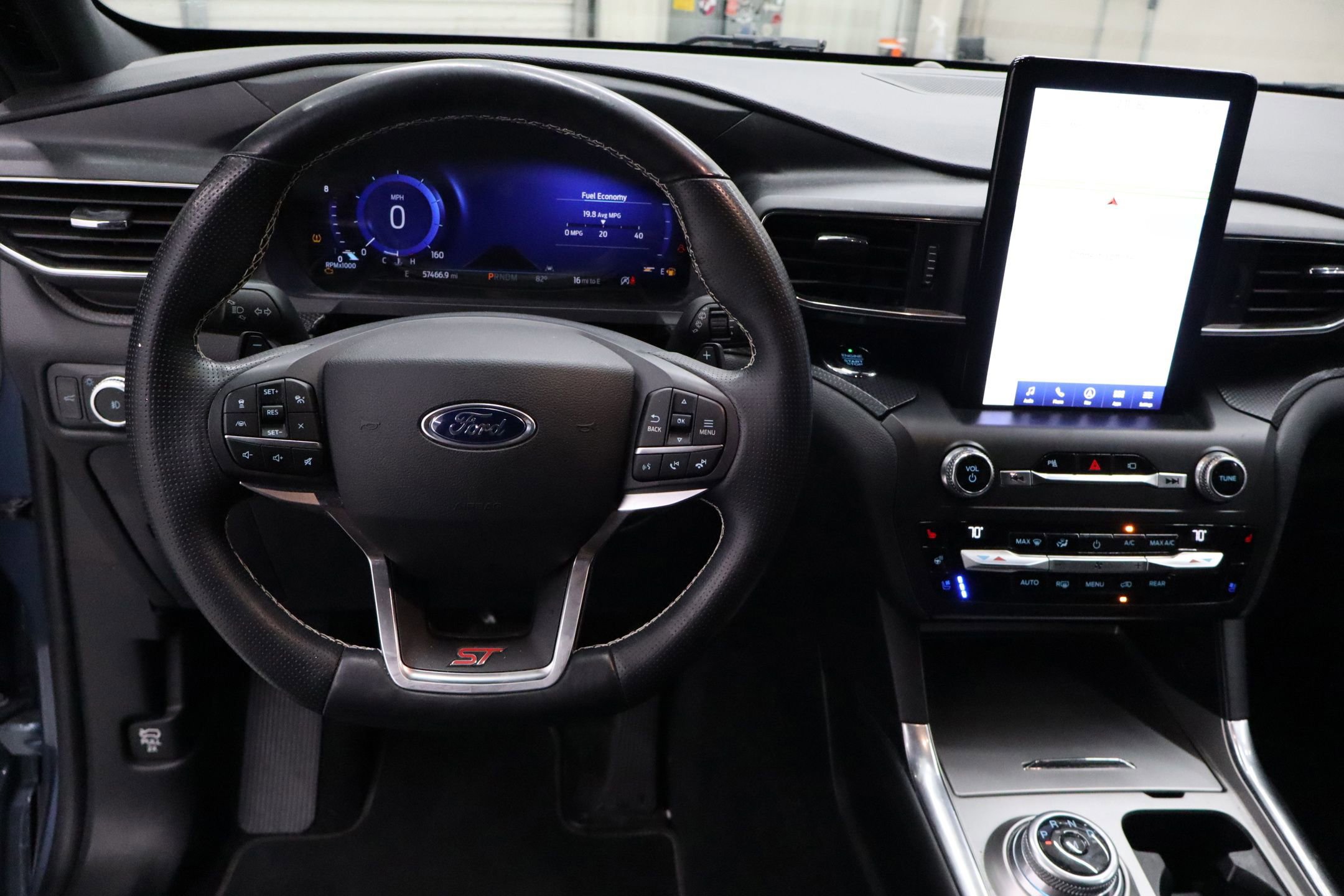 Certified 2020 Ford Explorer ST w/ Premium Technology Package image 25