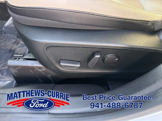 Certified 2022 Ford Escape SEL w/ Class II Trailer Tow Package AWD/4WD image 10