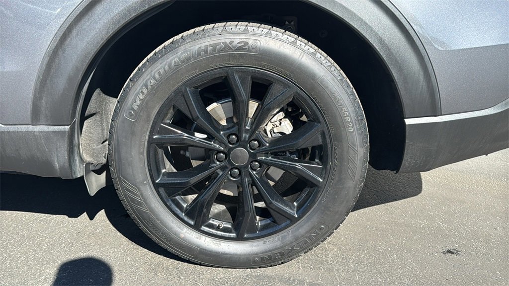 Certified 2021 Ford Explorer XLT w/ Equipment Group 202A image 8