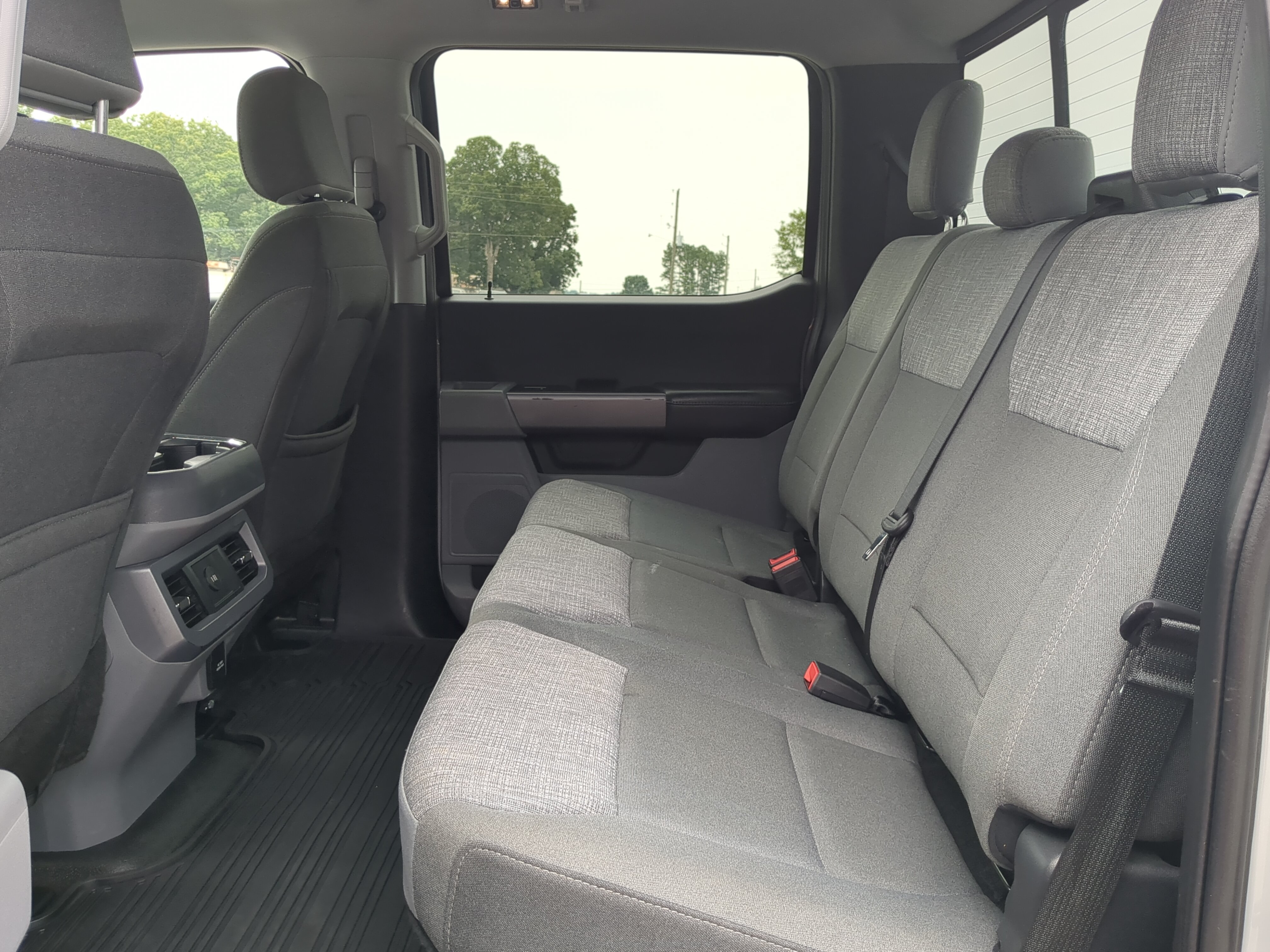 Certified 2025 Ford F250 XLT AWD/4WD image 12