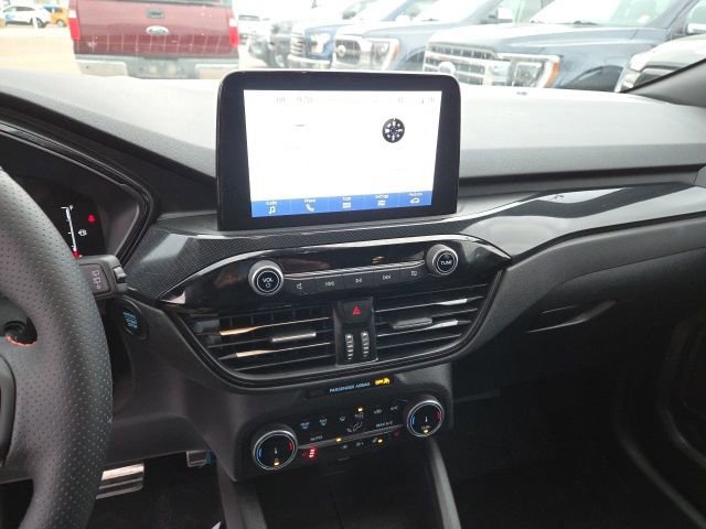 Certified 2024 Ford Escape ST-Line image 11