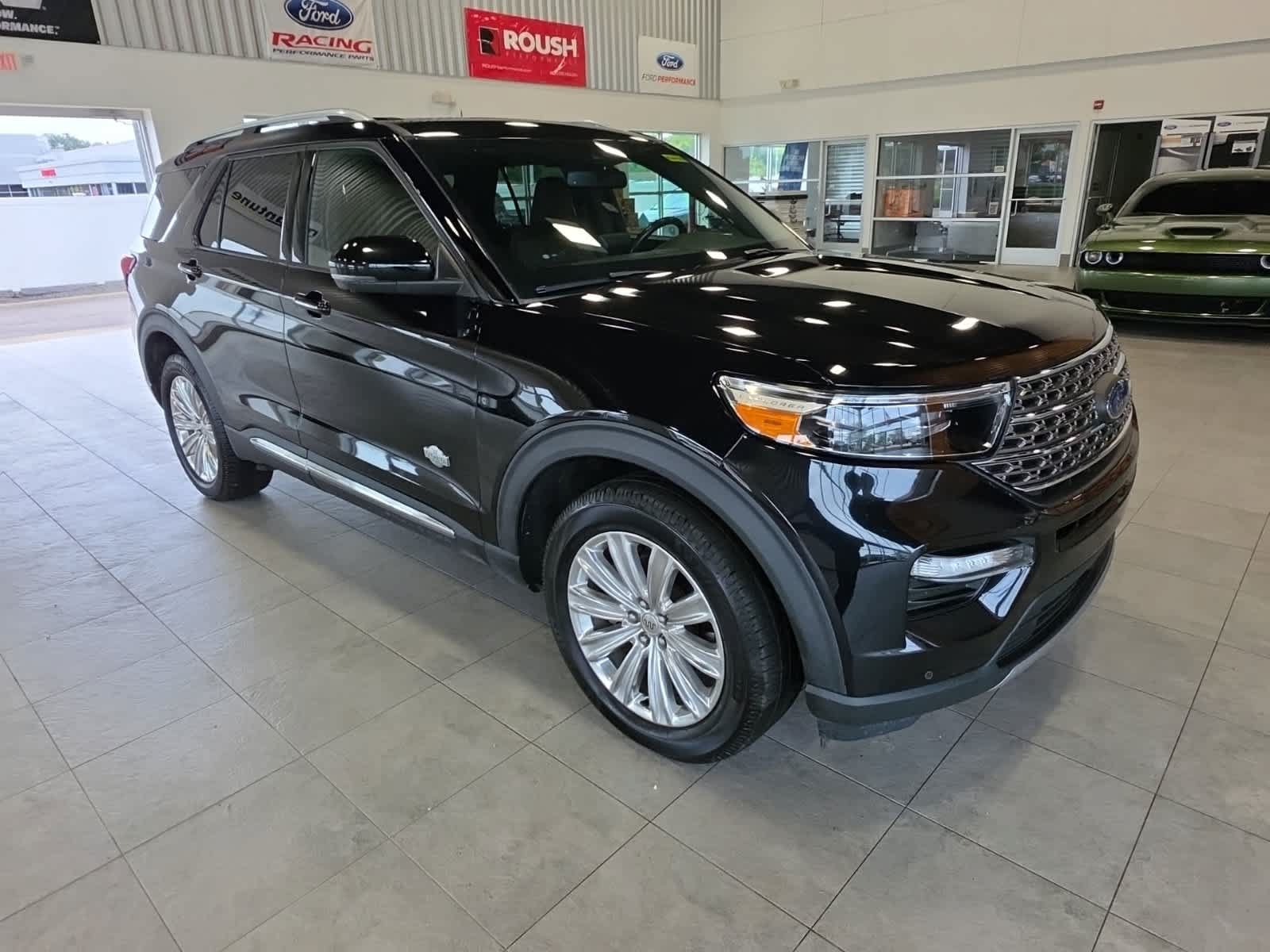 Certified 2022 Ford Explorer King Ranch w/ Class IV Trailer Tow Package AWD/4WD image 4