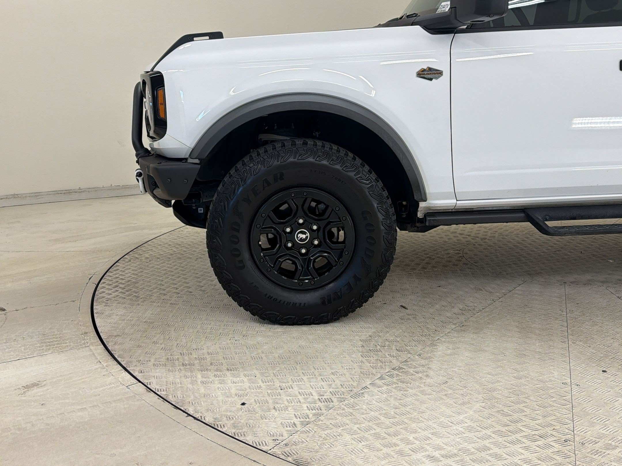 Certified 2023 Ford Bronco Wildtrak AWD/4WD image 11