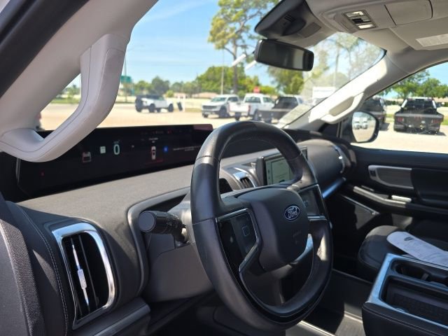 Certified 2025 Ford Expedition Platinum AWD/4WD image 10