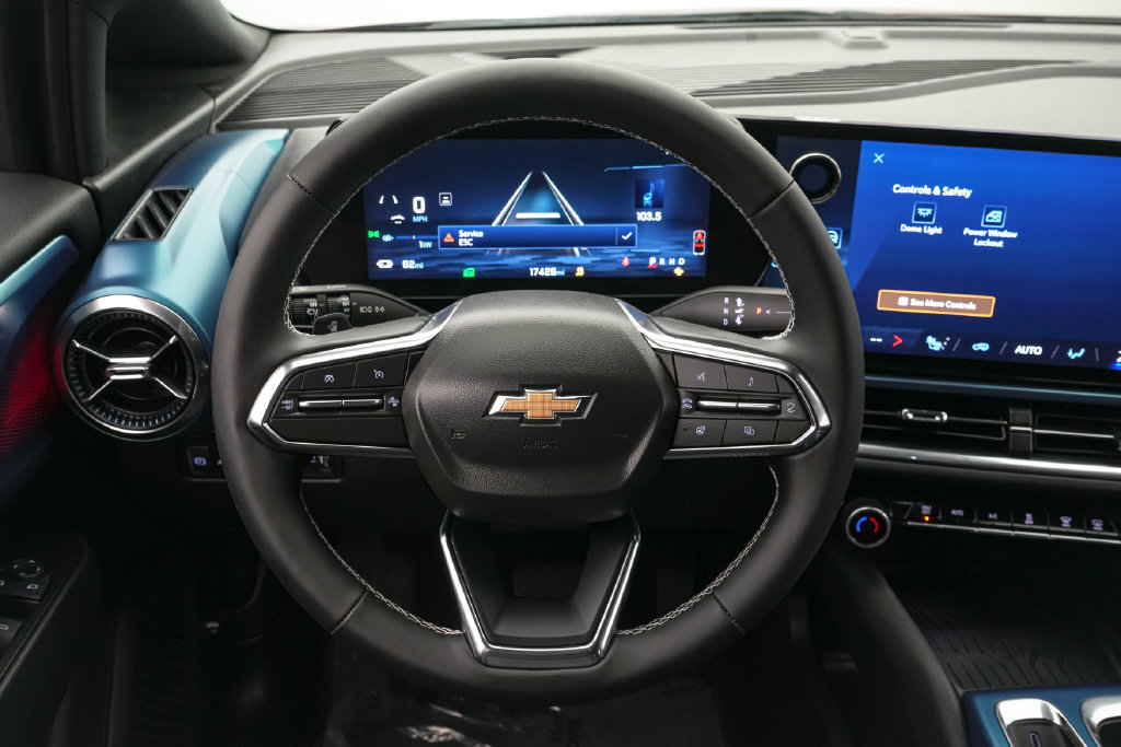 Used 2024 Chevrolet Equinox EV LT FWD image 15