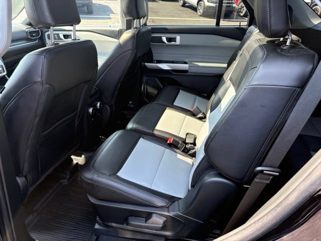 Certified 2023 Ford Explorer XLT w/ Equipment Group 202A AWD/4WD image 26
