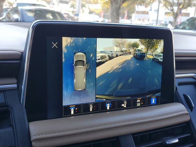 Used 2023 Chevrolet Suburban Premier image 30