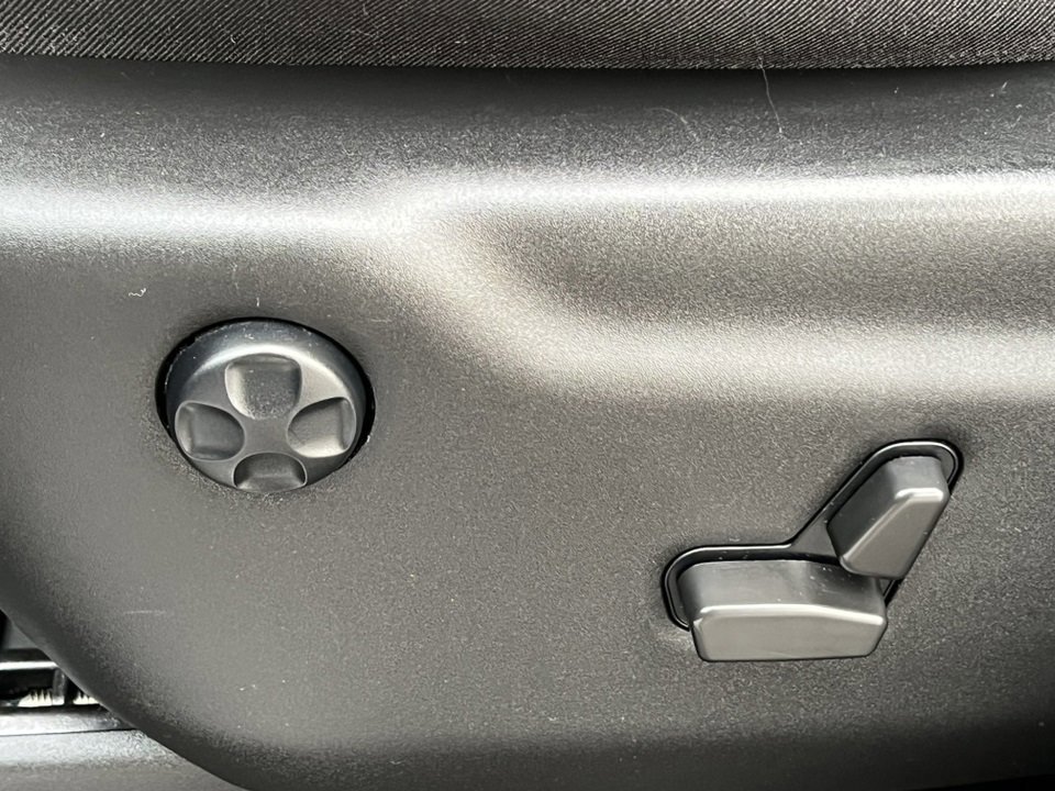 Used 2022 Dodge Durango R/T w/ Tow 'N Go Package image 19