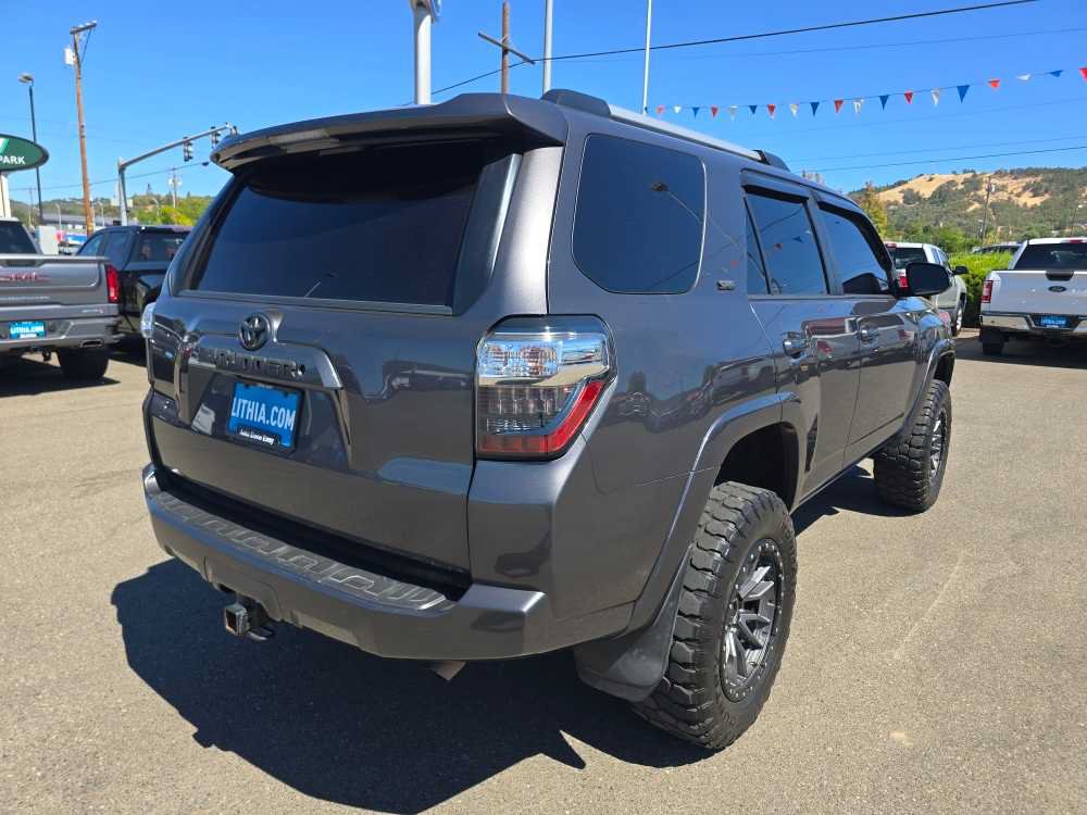 Used 2019 Toyota 4Runner SR5 Premium AWD/4WD image 5