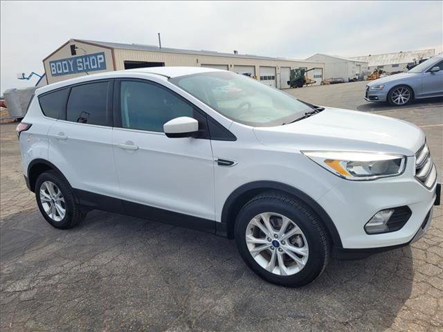 Certified 2017 Ford Escape SE image 4