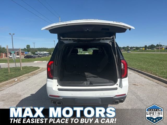 Used 2025 GMC Yukon XL Denali AWD/4WD image 6