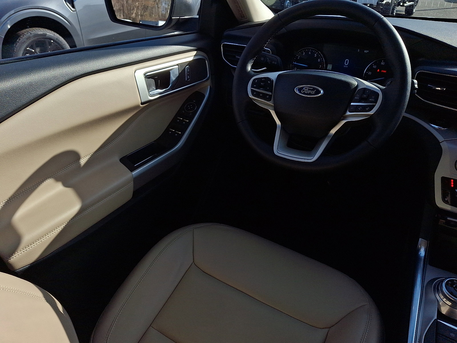 Certified 2024 Ford Explorer XLT w/ Equipment Group 202A image 14