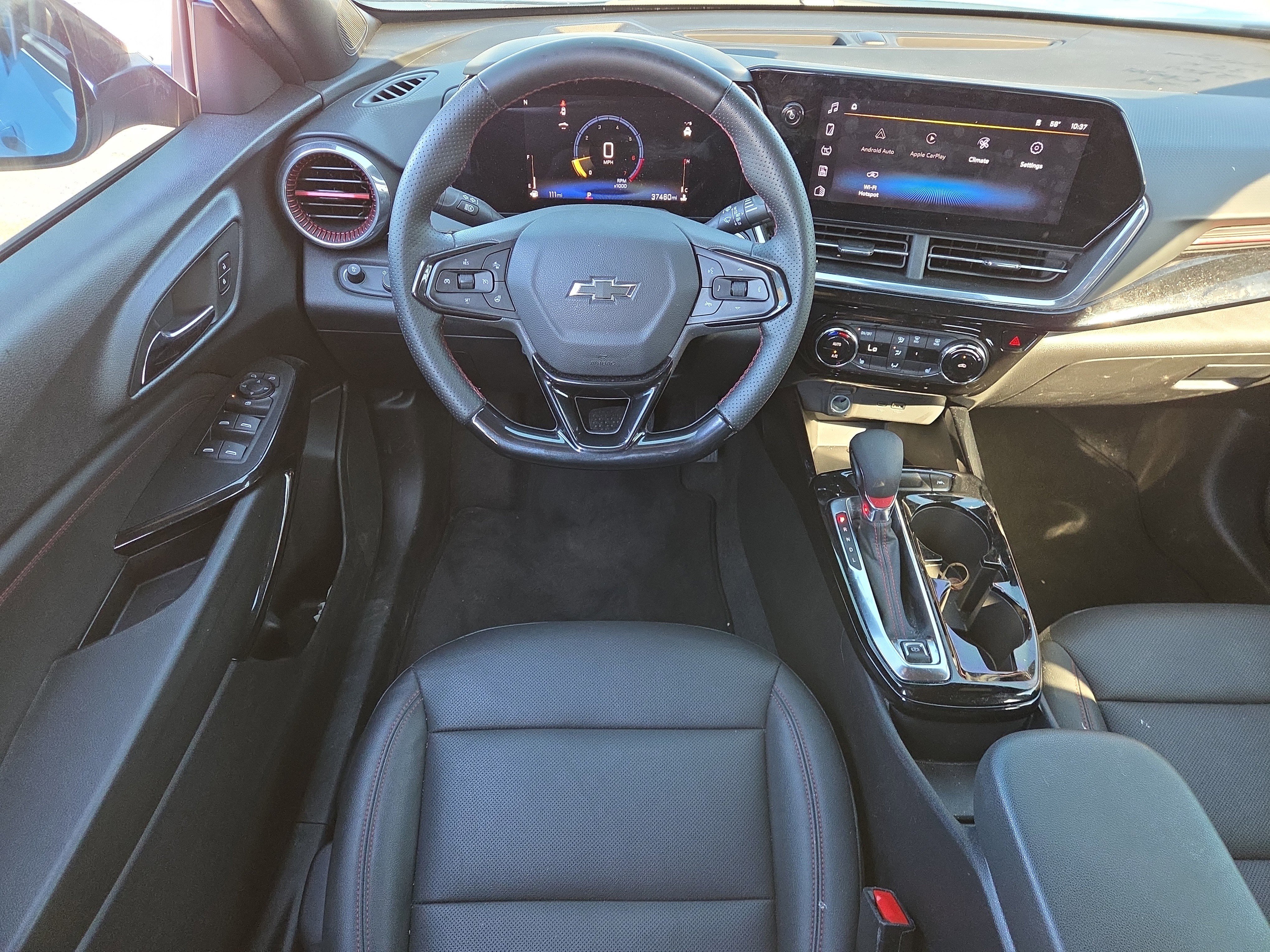 Used 2024 Chevrolet Trax RS w/ Driver Confidence Package FWD image 12