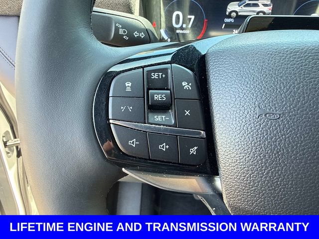 Certified 2026 Ford Explorer Platinum RWD image 32