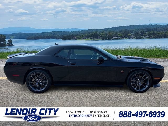 Used 2023 Dodge Challenger R/T Scat Pack w/ Plus Package RWD image 2