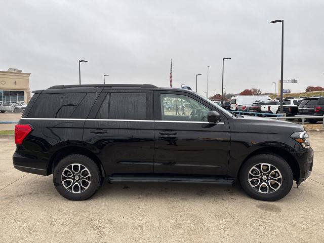 Certified 2024 Ford Expedition XLT image 16