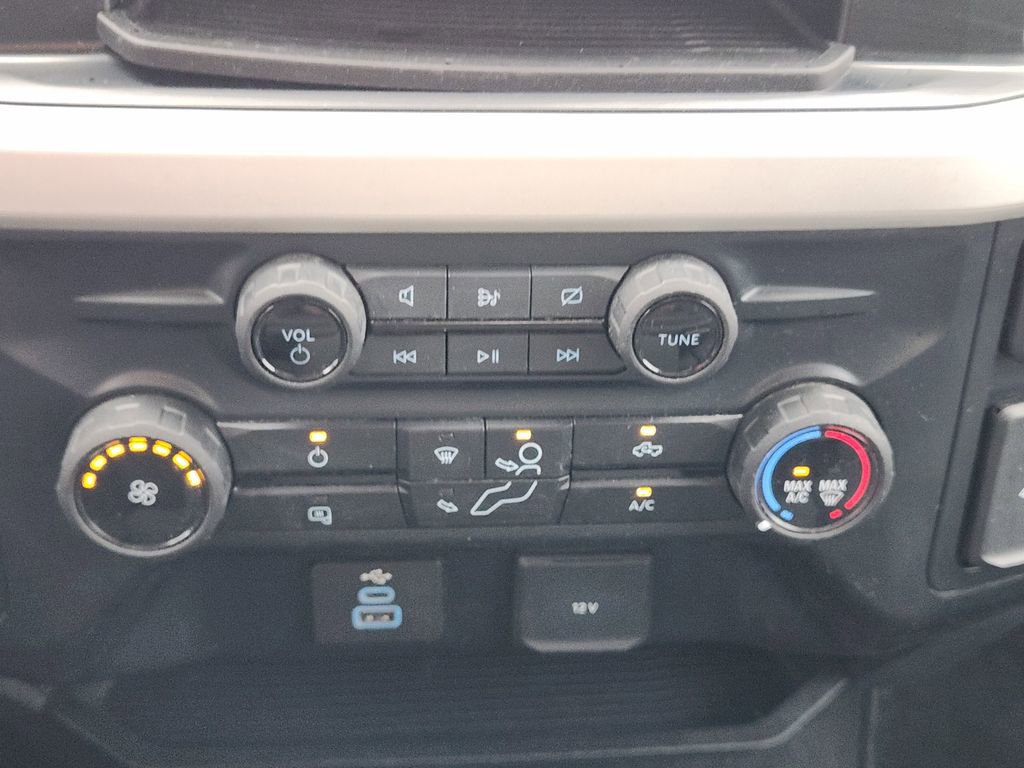 Certified 2023 Ford F250 XLT w/ 360-Degree Camera Package AWD/4WD image 18
