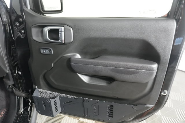 Used 2025 Jeep Wrangler Sport AWD/4WD image 28