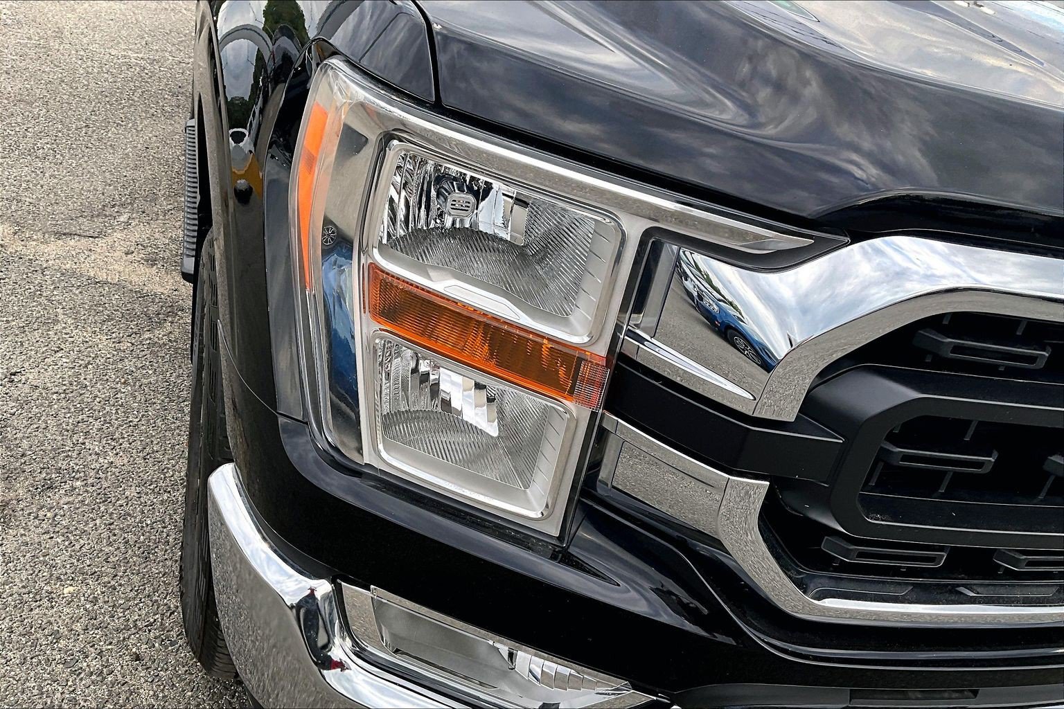 Certified 2022 Ford F150 XLT w/ Equipment Group 301A Mid AWD/4WD image 28