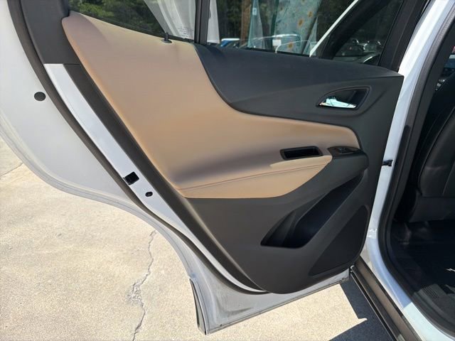 Used 2024 Chevrolet Equinox Premier FWD image 18