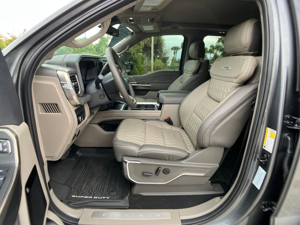 Certified 2026 Ford F350 Platinum w/ Platinum Plus Package image 31